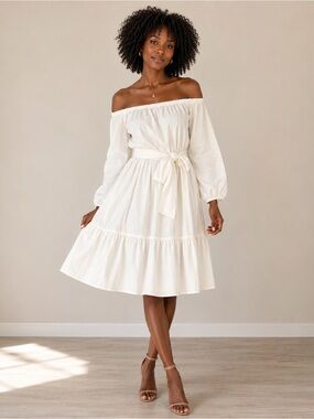 essue White Long Sleeve Cotton Robe with Tie Waist